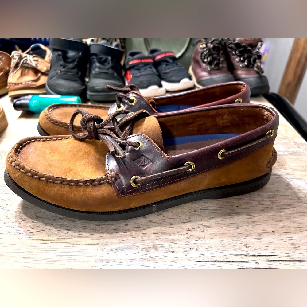 Men’s boat shoes